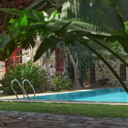 Alacati Zeytin Konak Hotel Екстериор снимка