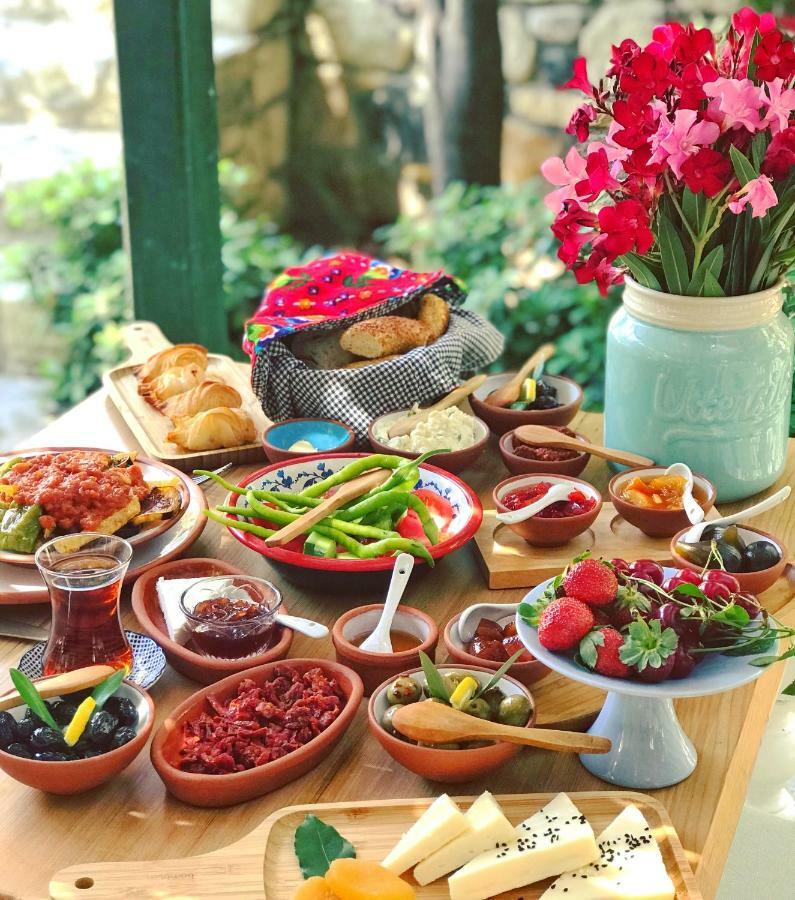 Alacati Zeytin Konak Hotel Екстериор снимка